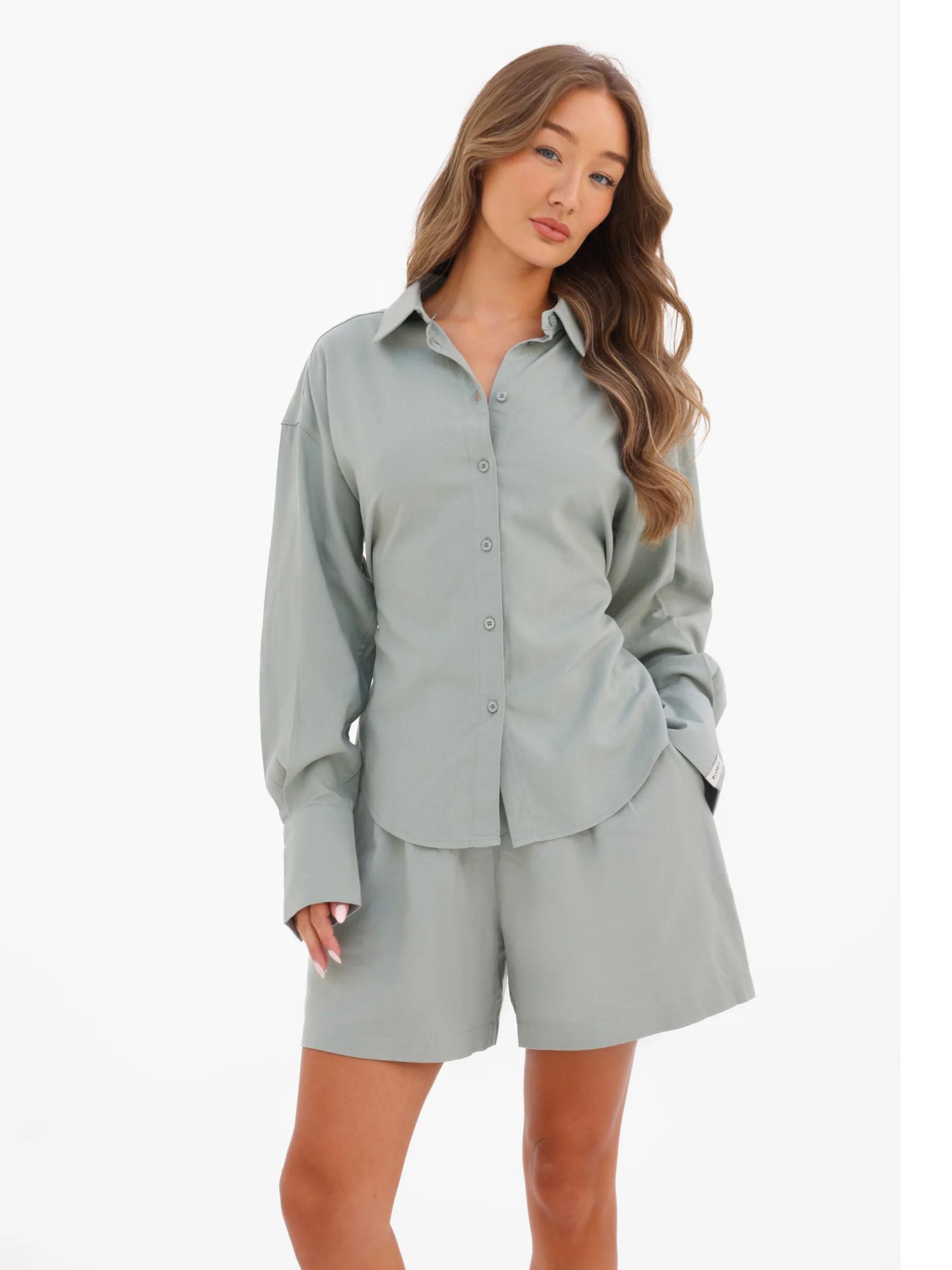 Alessia Linen Shorts - Soft Sage - Image 4