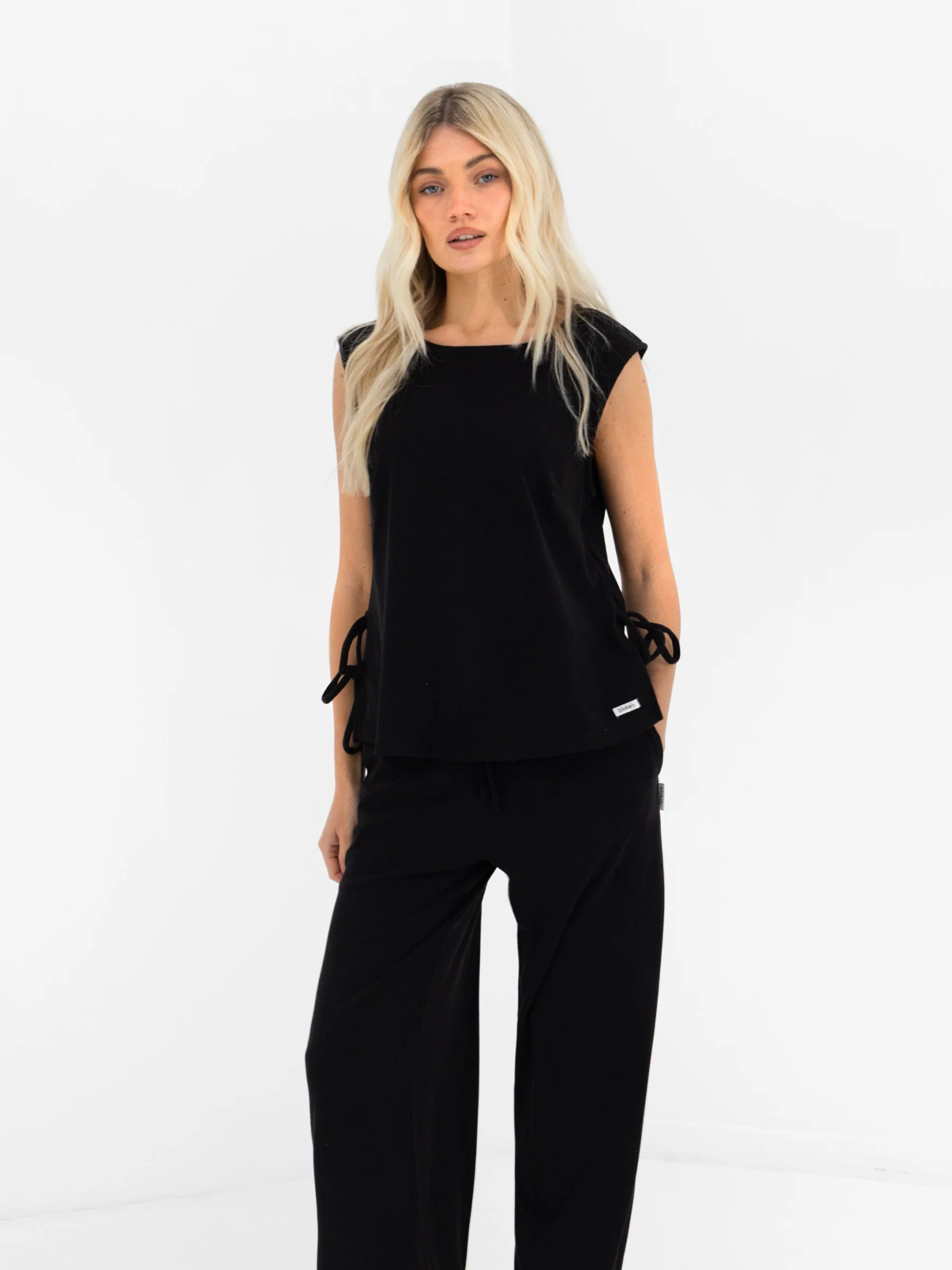 Alma Wide Leg Trousers - Black - Image 5