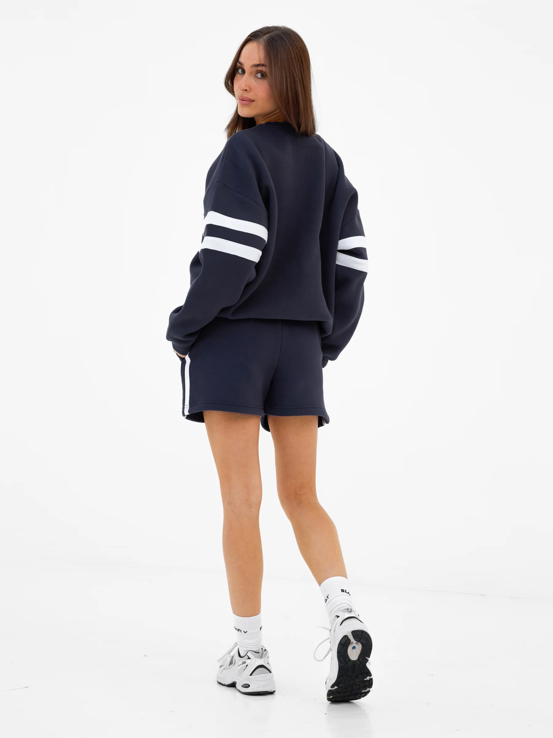 Amber Oversized Jumper - True Navy - Image 4