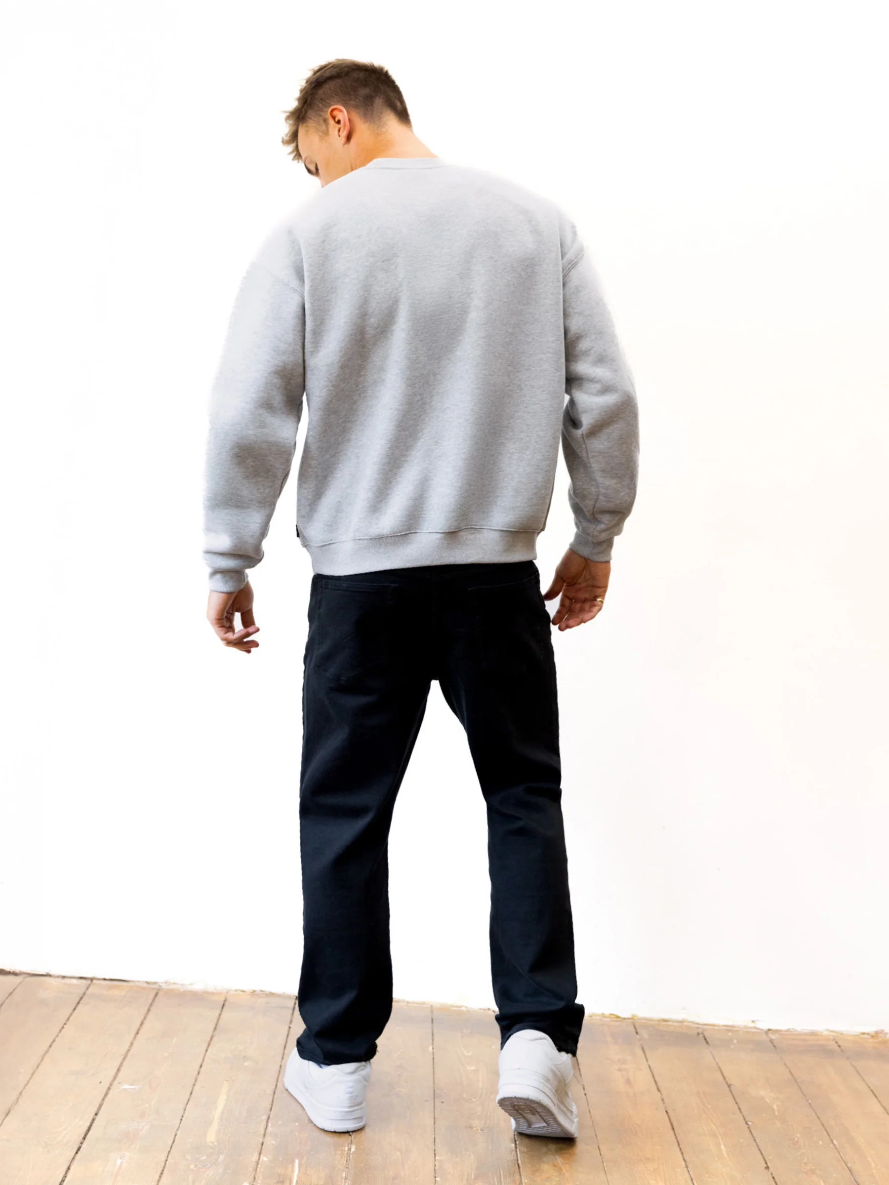 Apex 610 Relaxed Jumper - Marl Grey - Image 3