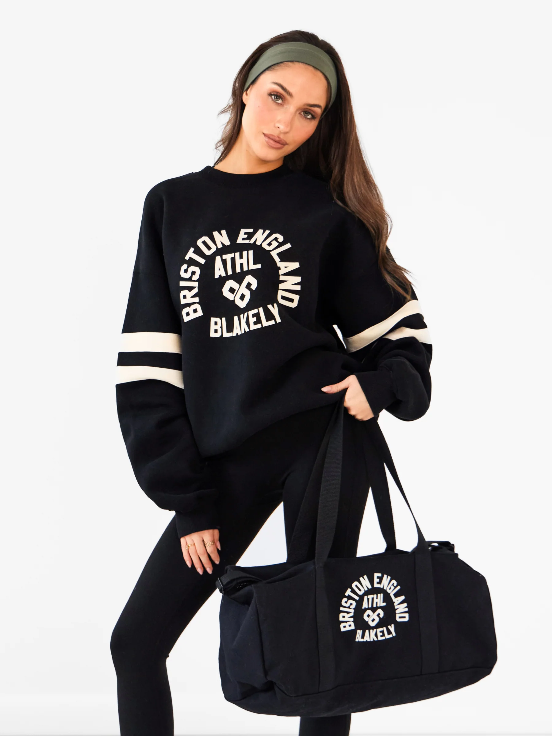 Briston Oversized Jumper - Black - Image 2