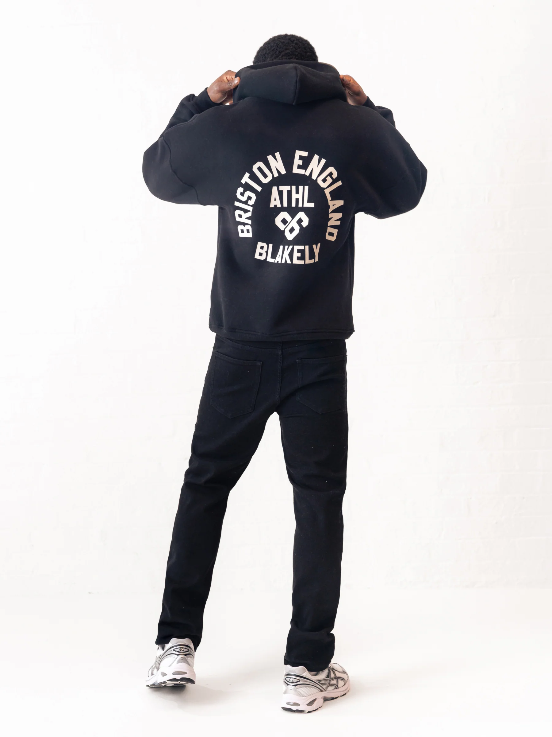 Briston Relaxed Hoodie - Black - Image 3
