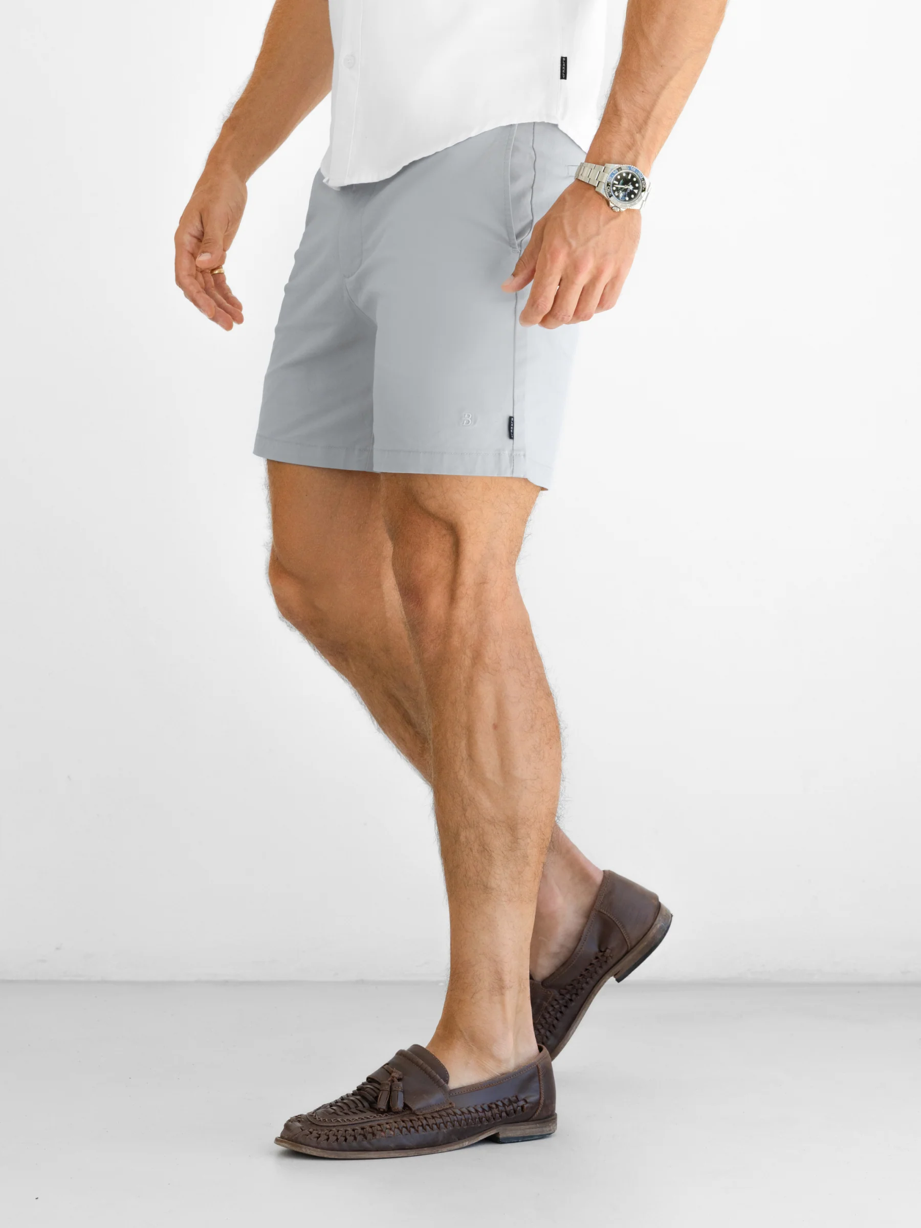 Conrad Stretch Chino Shorts - Light Grey - Image 4