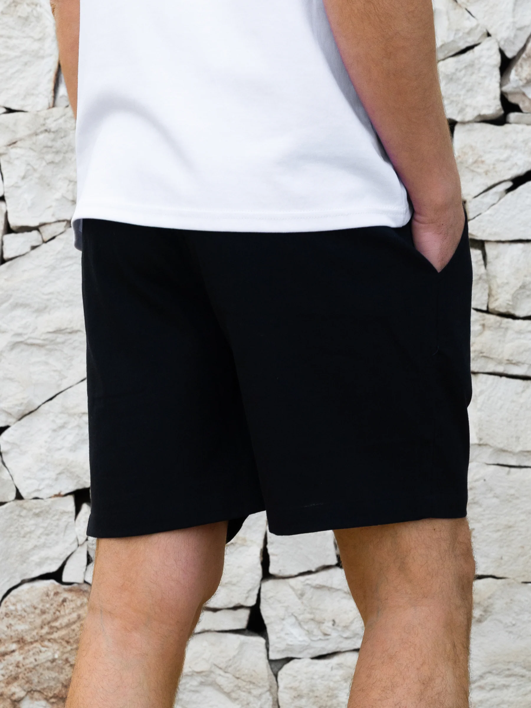 Freddie Relaxed Linen Shorts - Black - Image 5