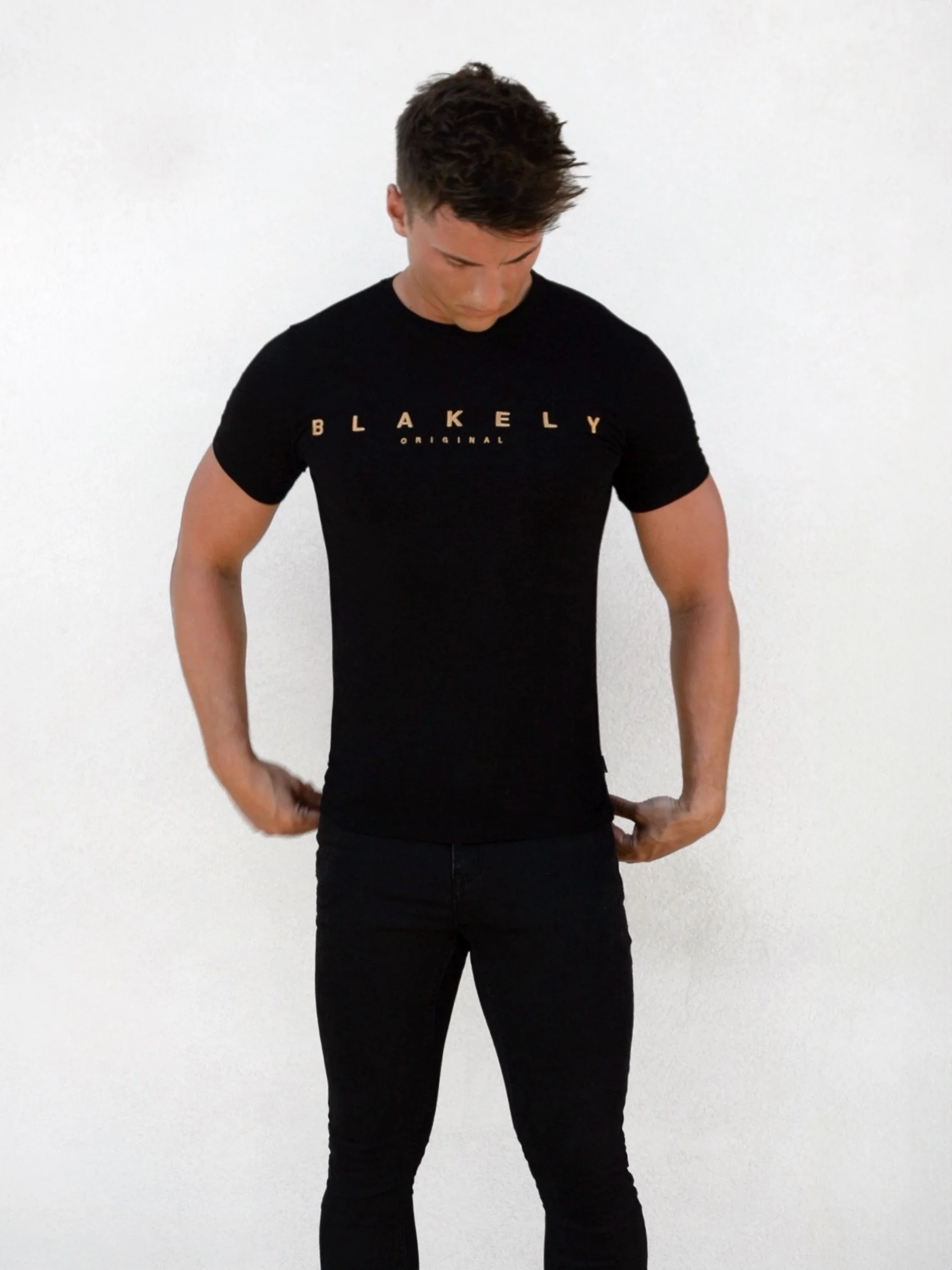 Goldcross T-Shirt - Black - Image 4