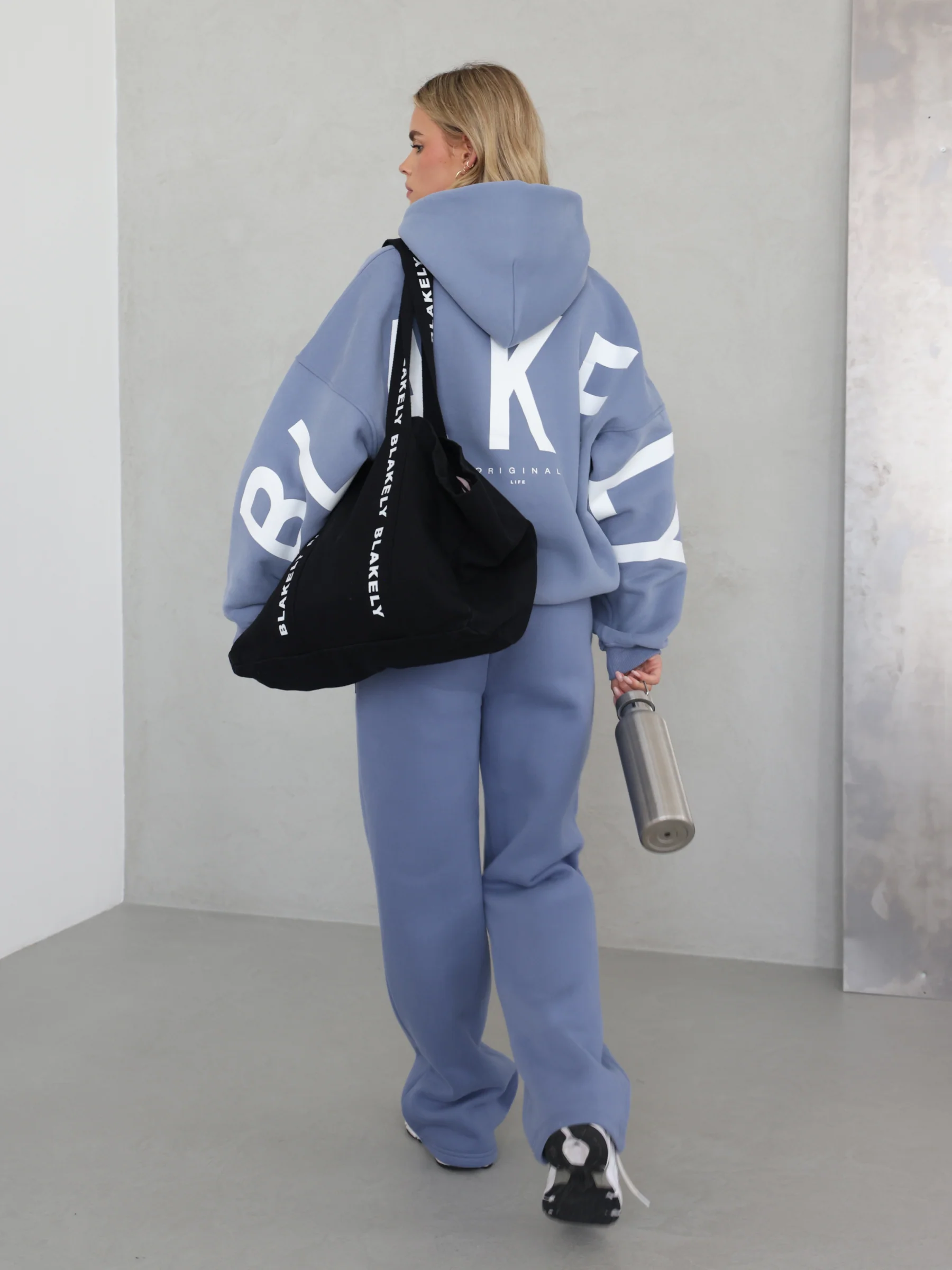 Isabel Oversized Hoodie - Blue - Image 6