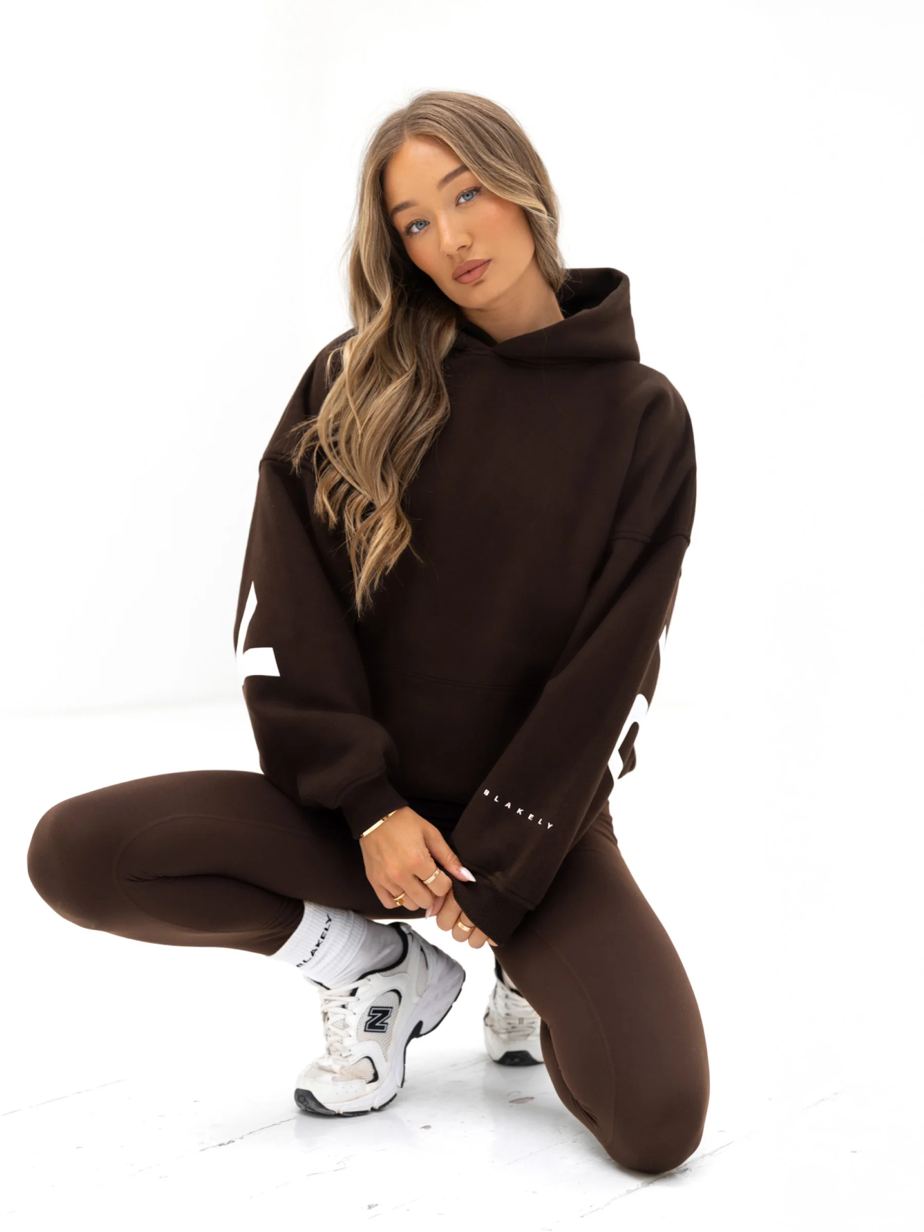 Isabel Oversized Hoodie - Coffee Bean - Image 4