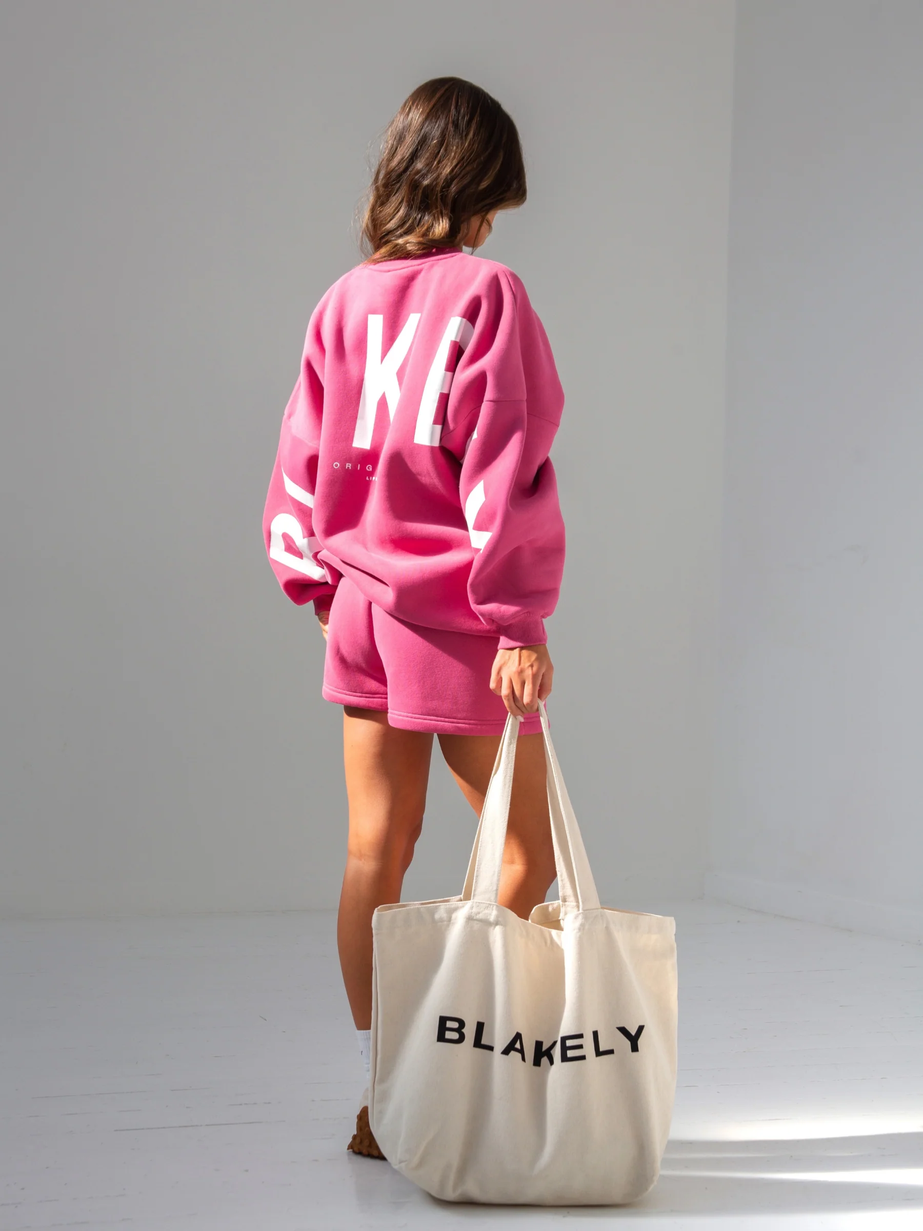 Isabel Oversized Jumper - Hot Pink - Image 3