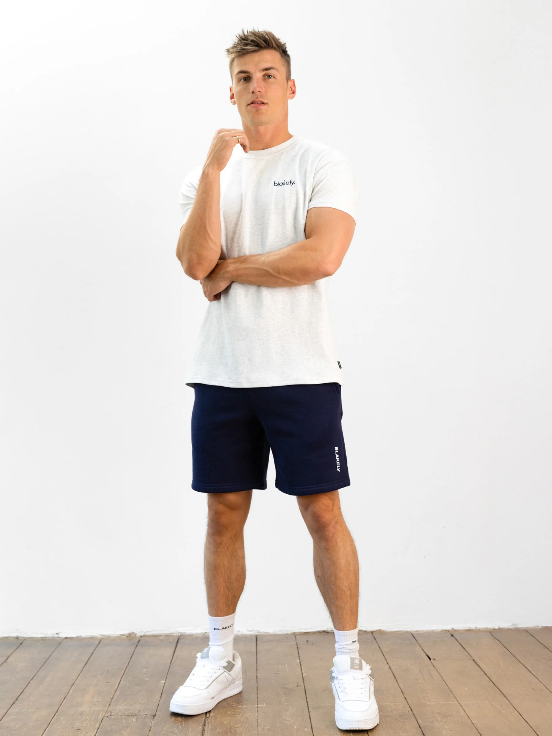 Italic Linear Relaxed Jogger Shorts - Navy - Image 5