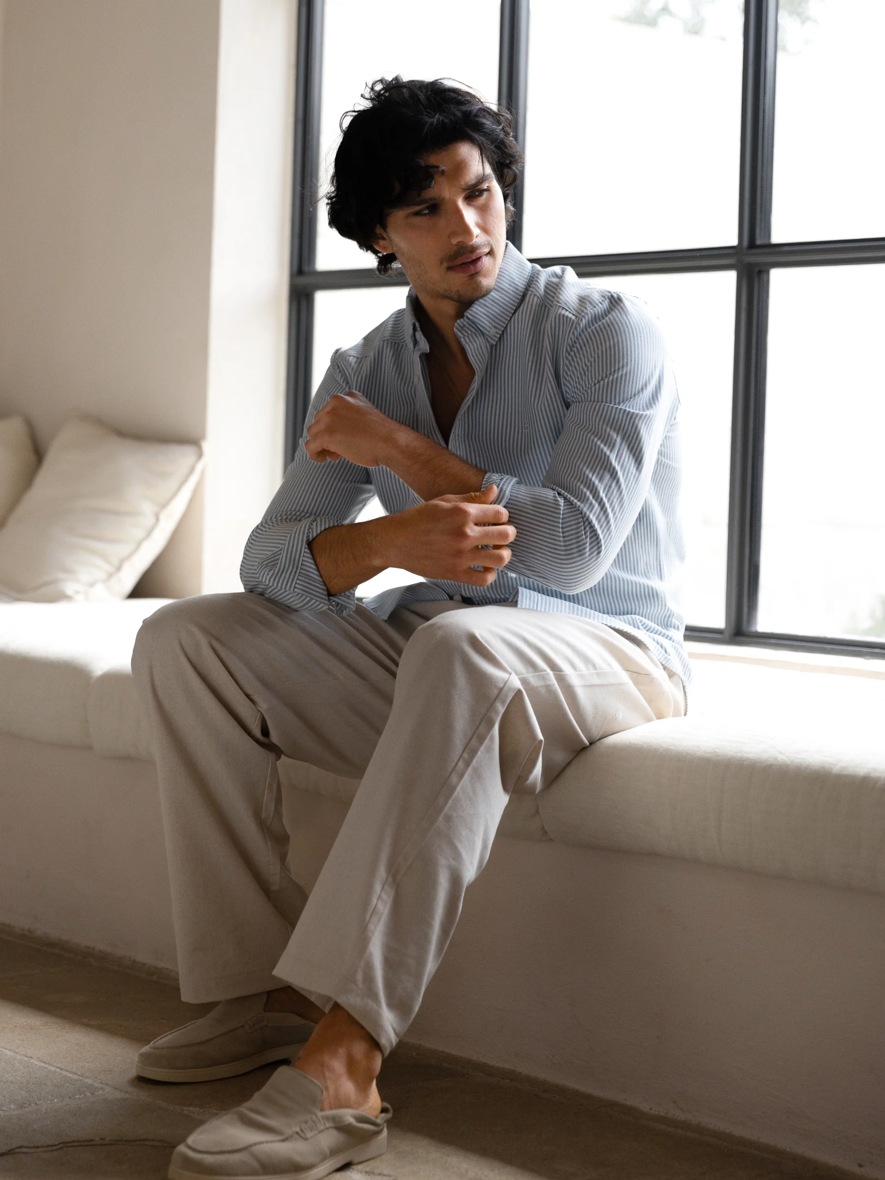 Jude Relaxed Linen Trousers - Light Beige - Image 3