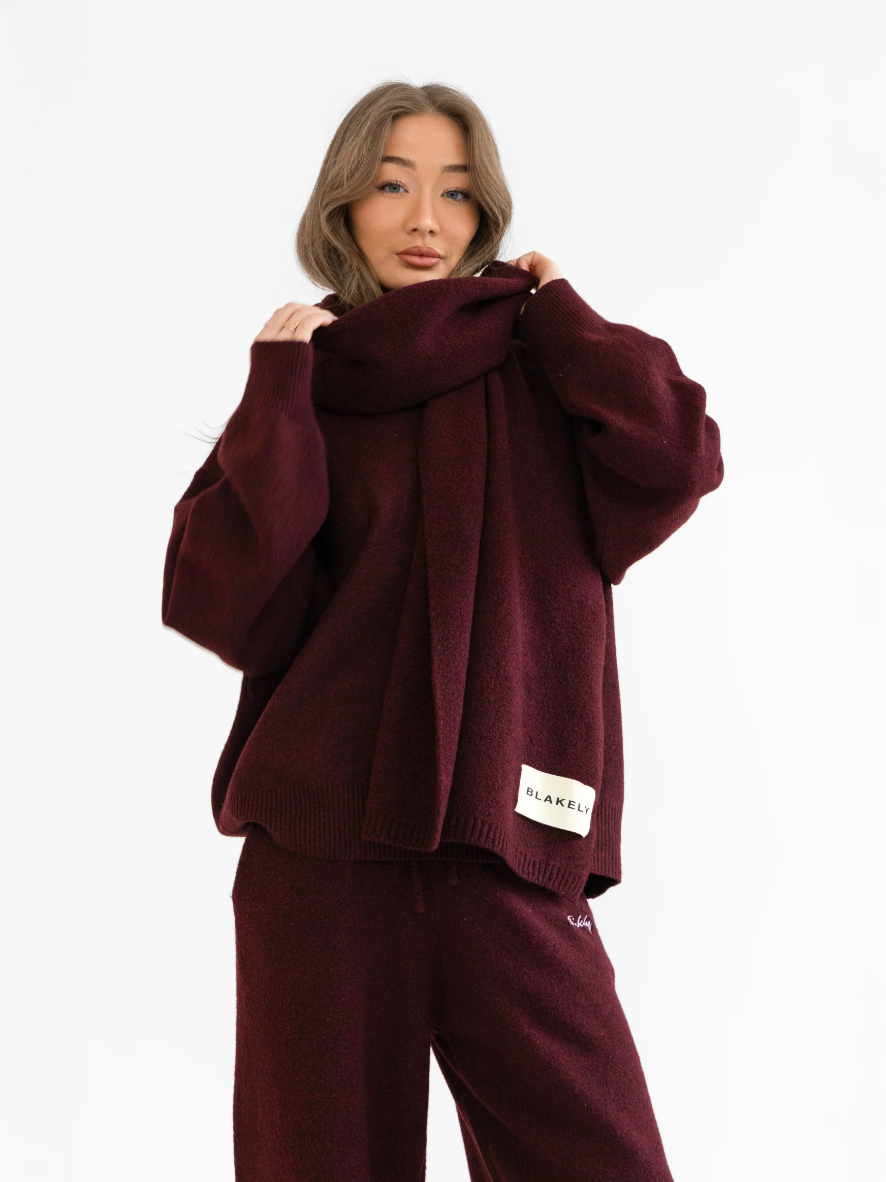 Label Knitted Scarf - Dark Cherry - Image 2