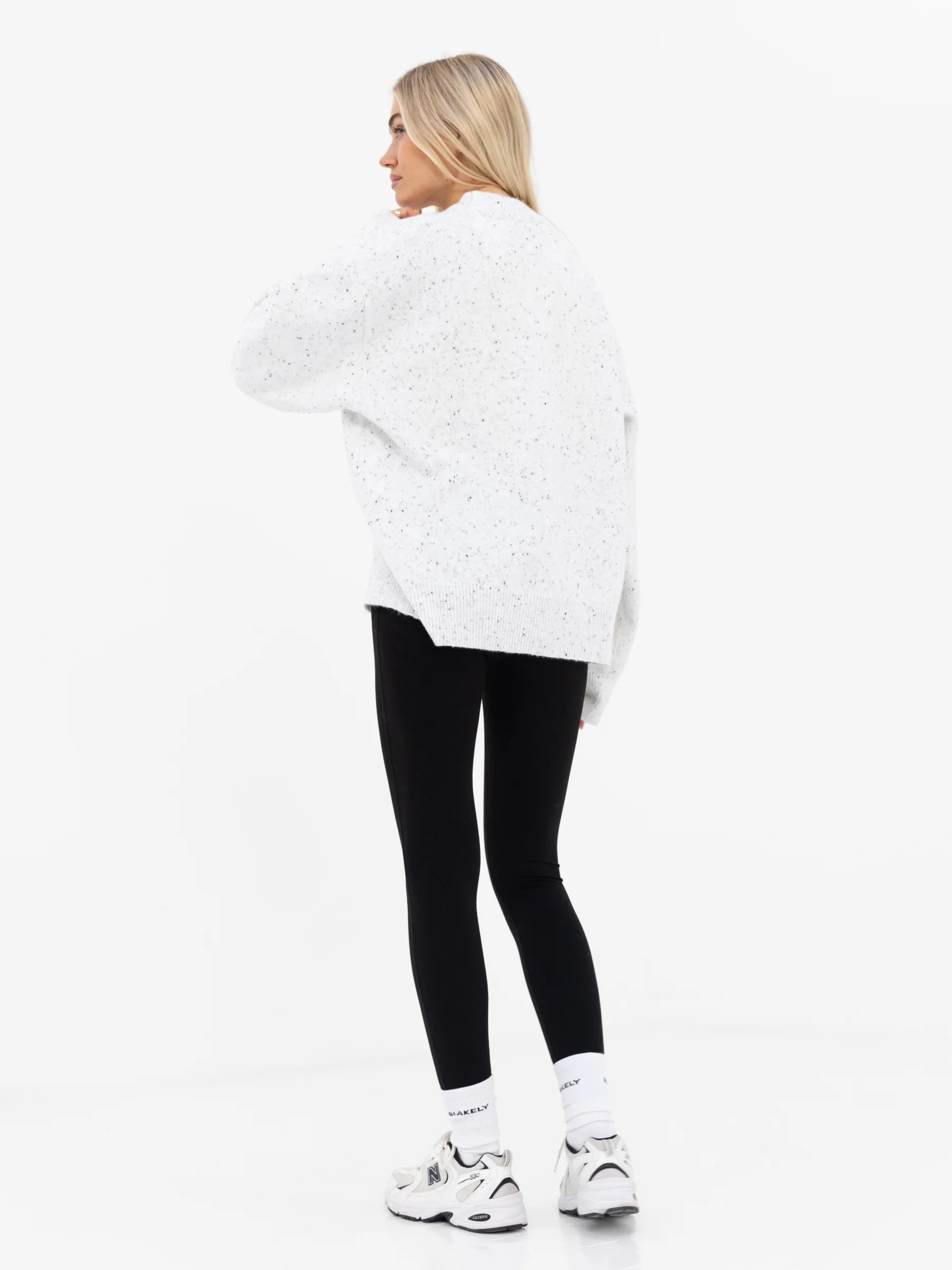Mabel Oversized Knitted Jumper - Light Grey - Image 4