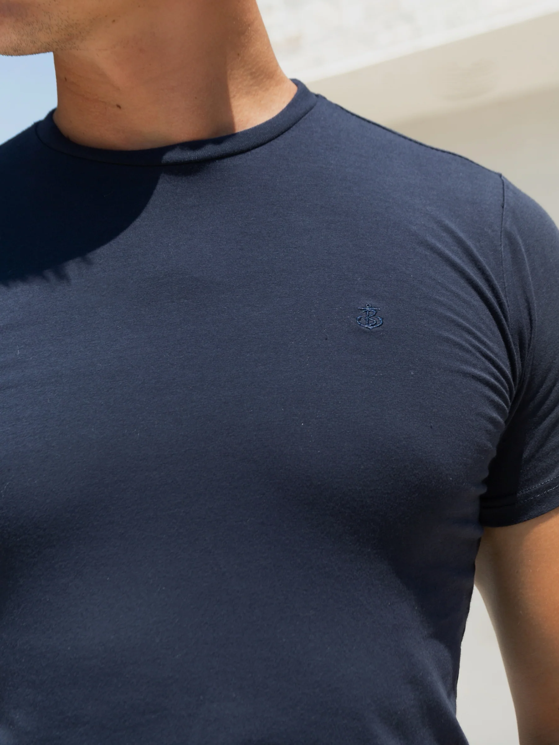 Milo T-Shirt - Navy - Image 5