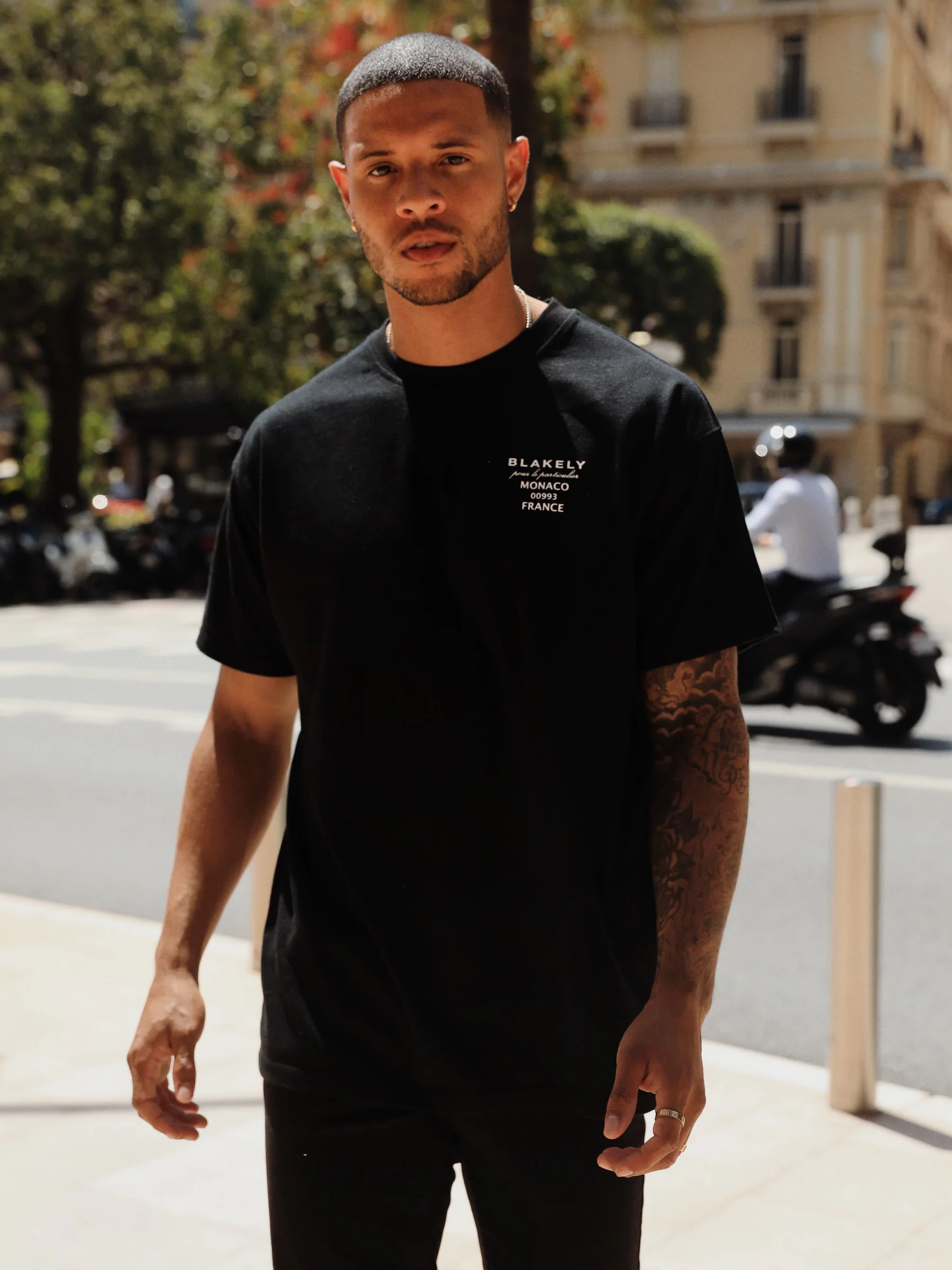 Monaco Relaxed T-Shirt - Black - Image 5