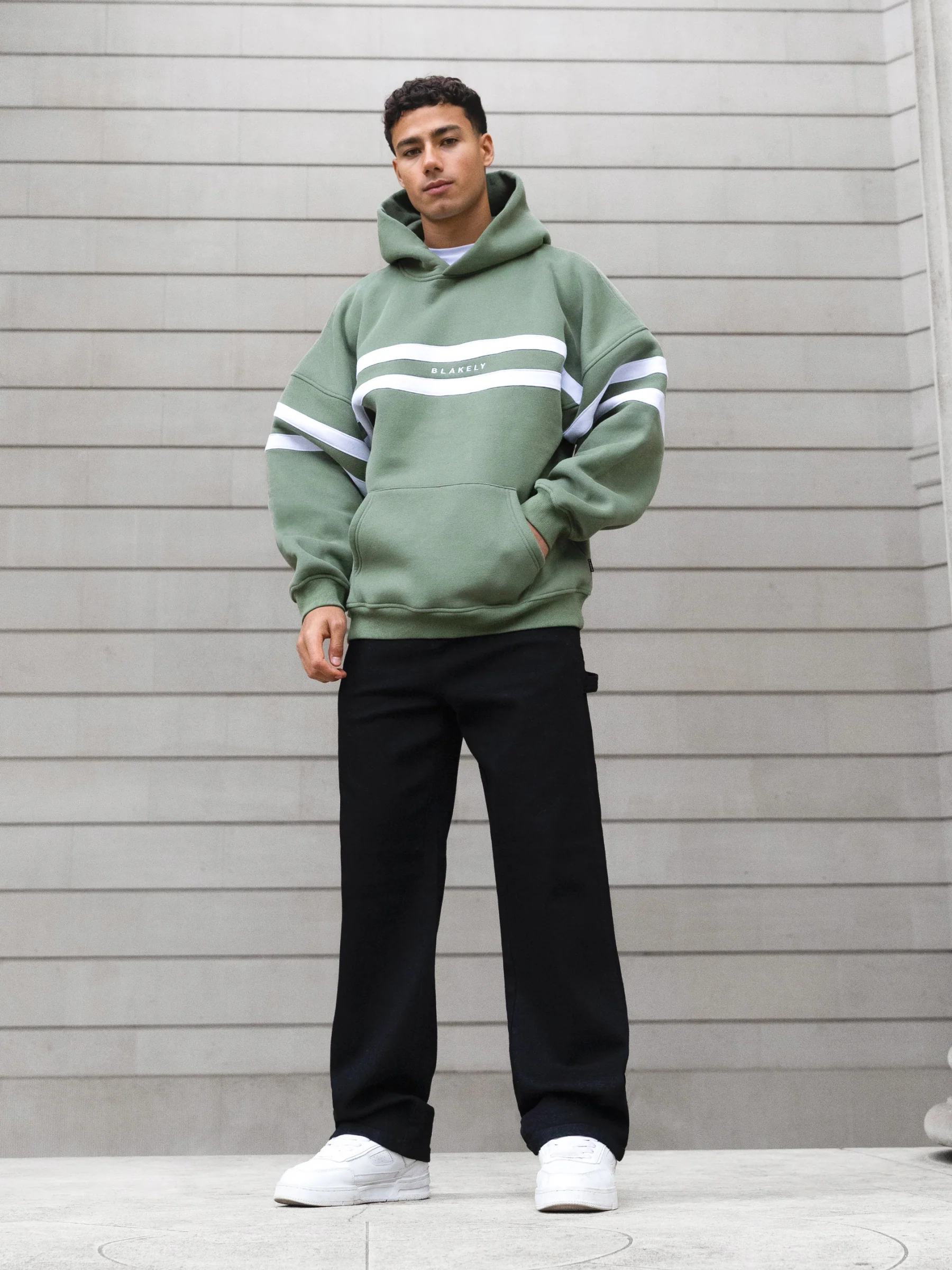 Noah Relaxed Hoodie - Green - Image 6