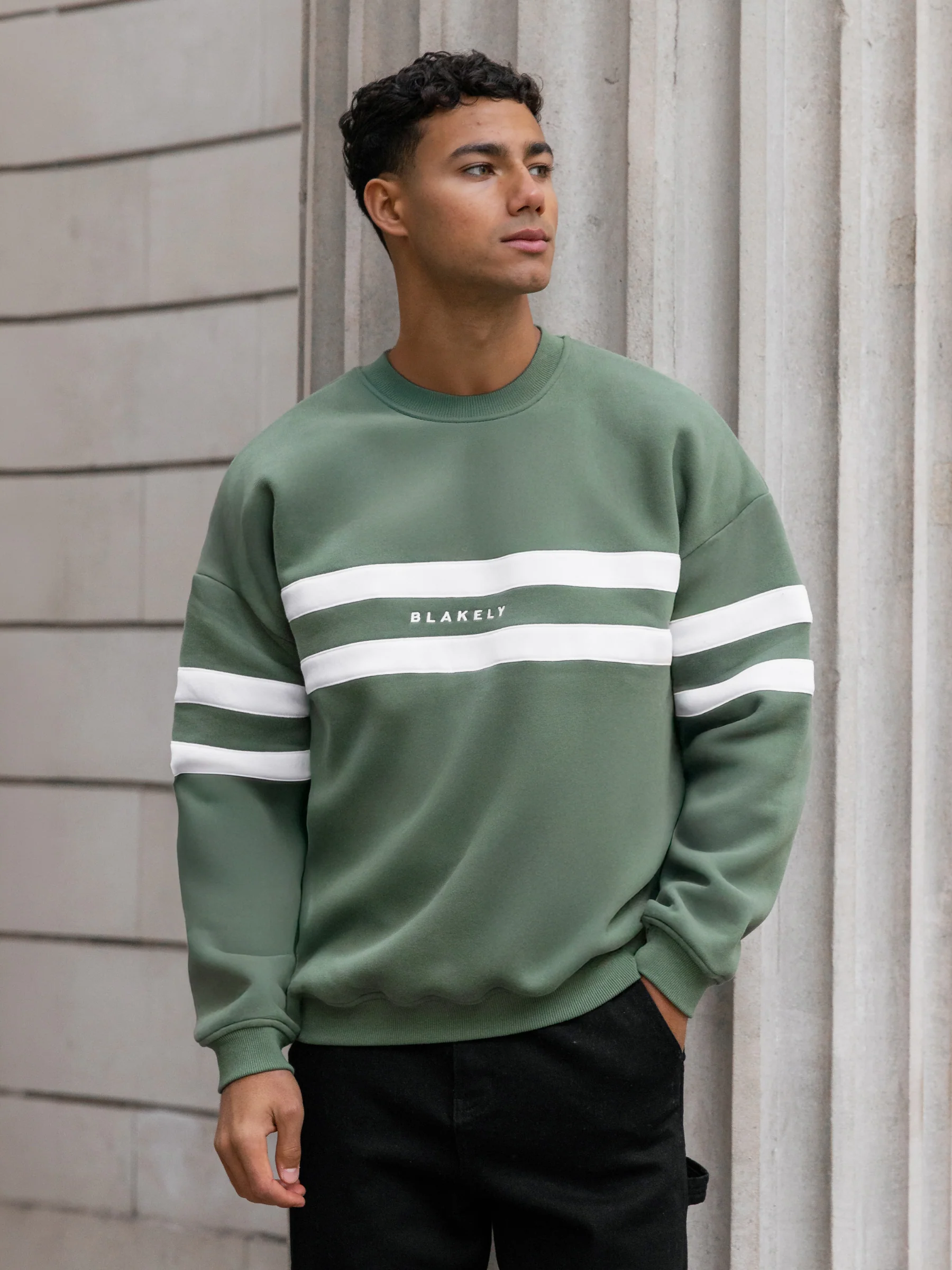 Noah Relaxed Jumper - Green - Image 5