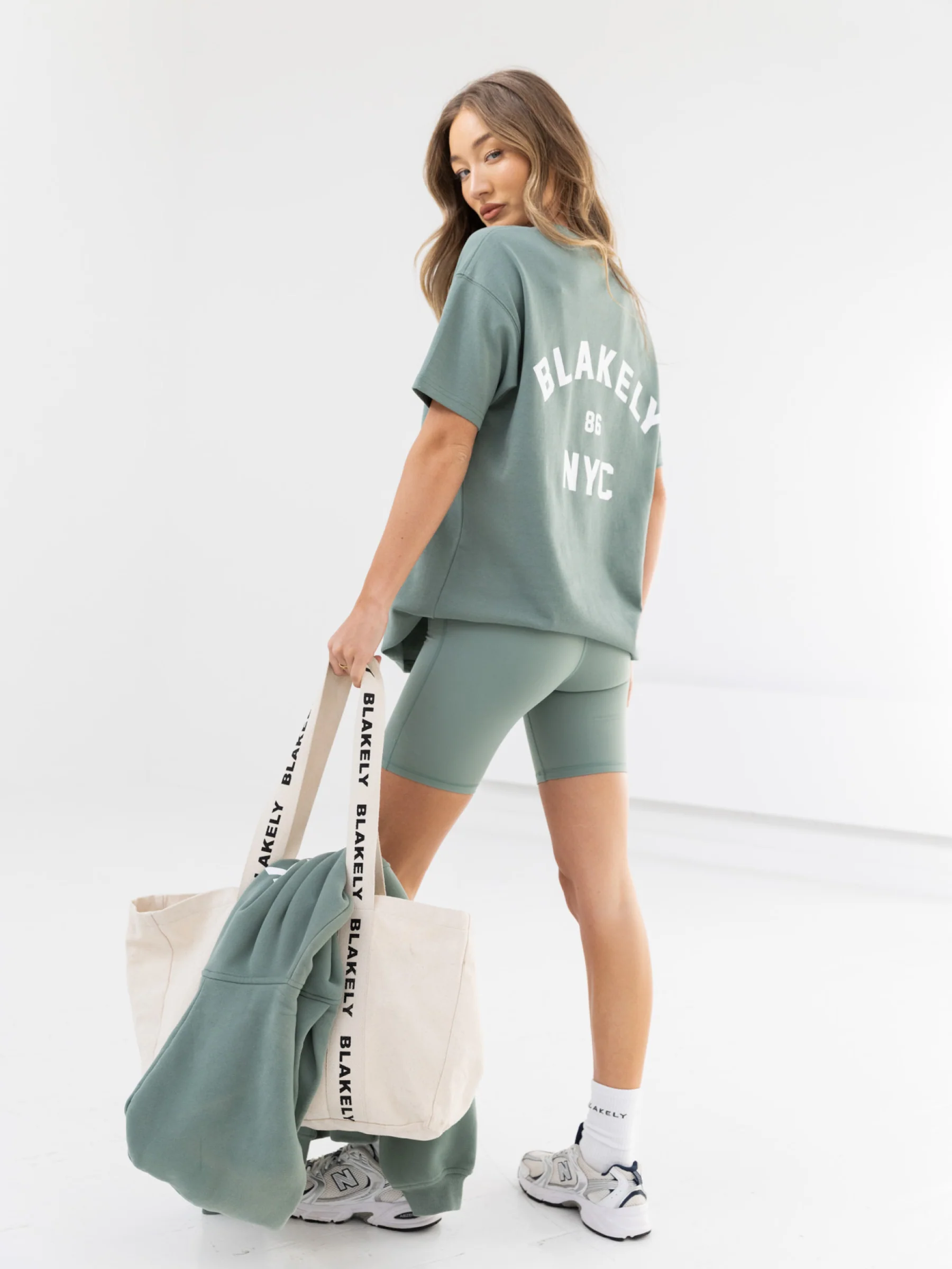 NYC Oversized T-Shirt - Sage Green - Image 3
