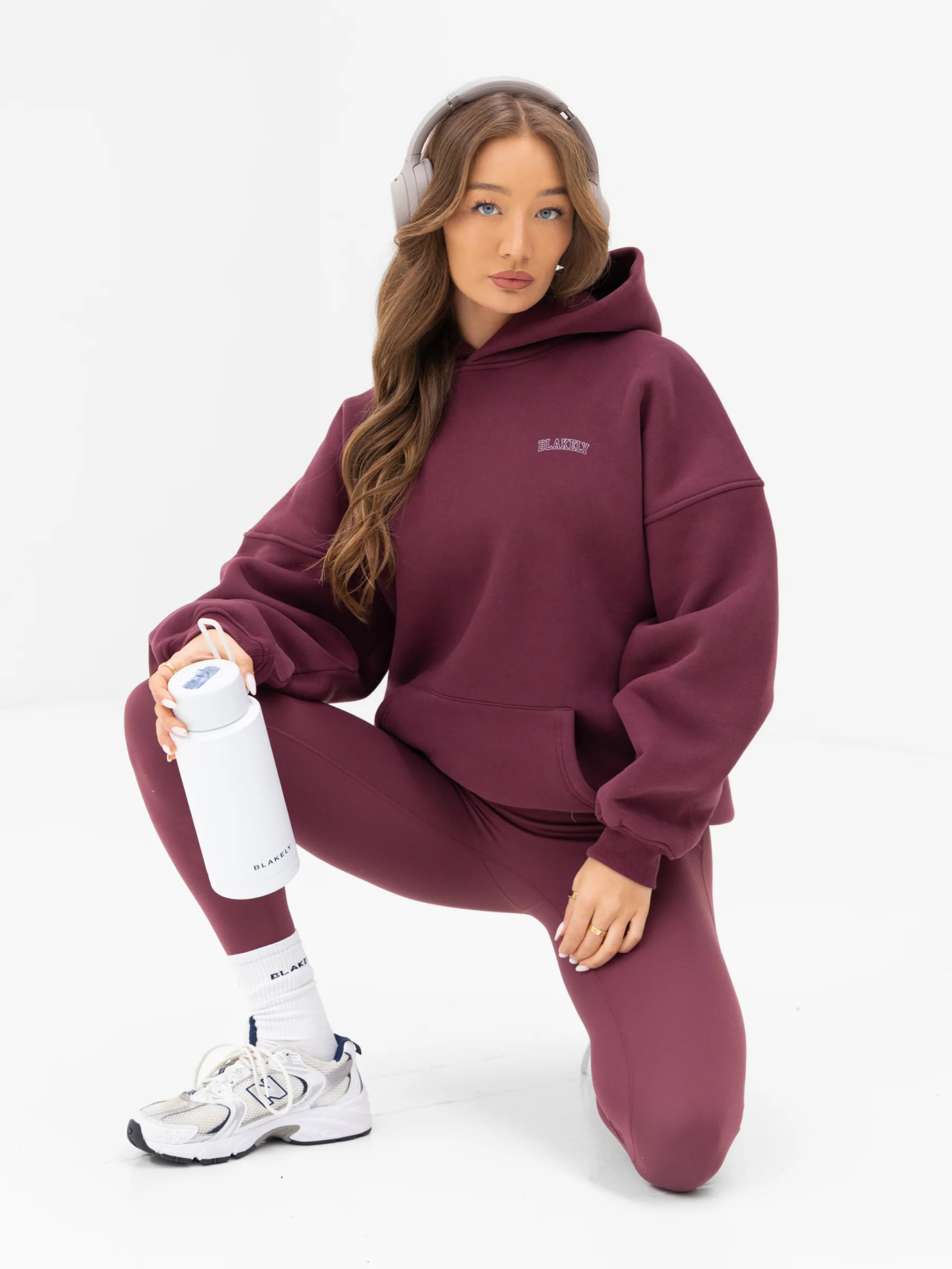 Outline Heritage Oversized Hoodie - Old Burgundy - Image 6