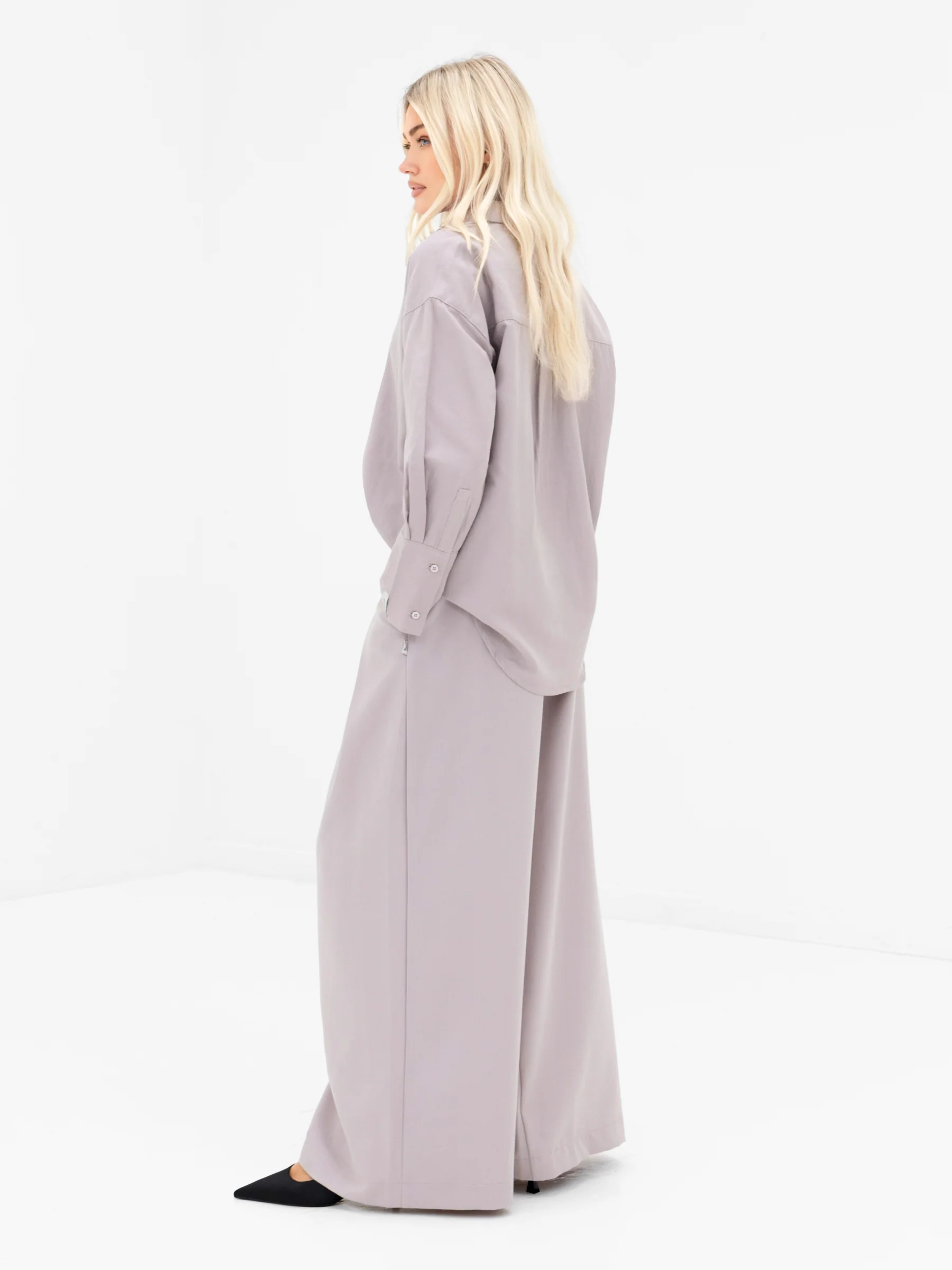 Sabrina Oversized Shirt - Pebble - Image 4