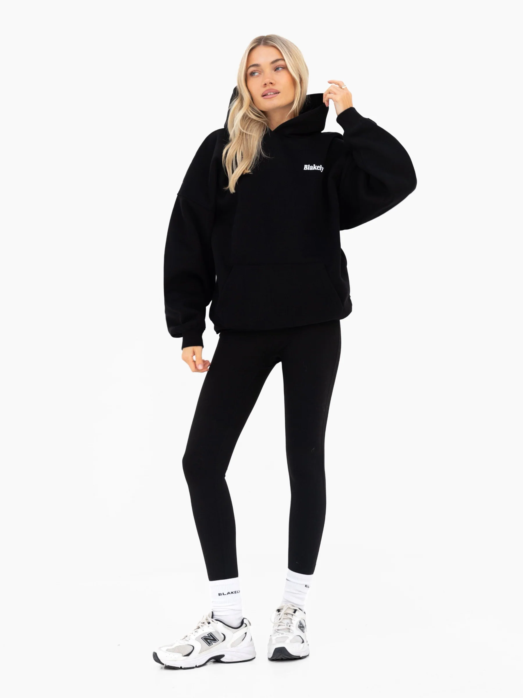 Saskia Oversized Hoodie - Black - Image 6