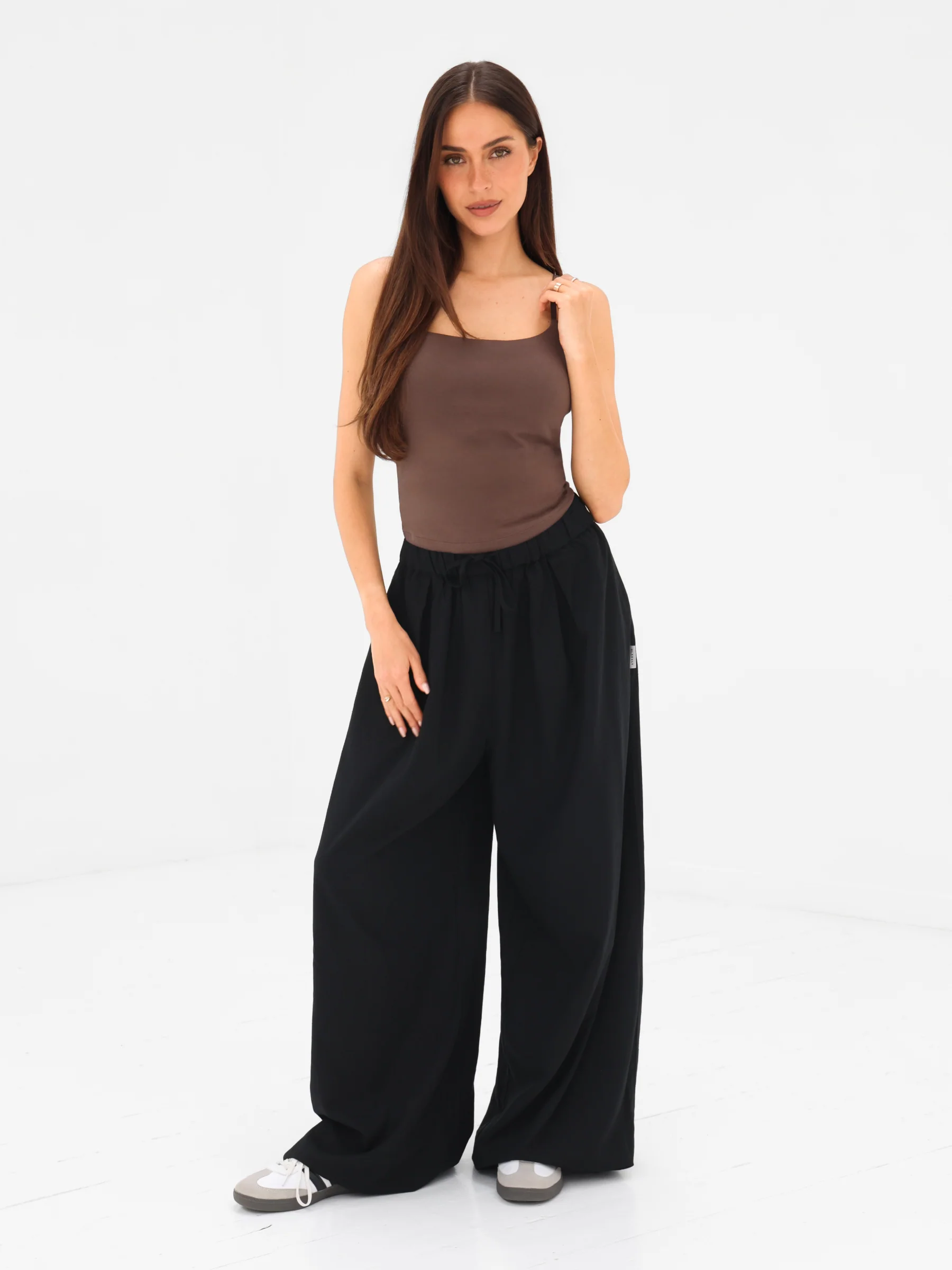 Solea Built-in-Bra Cami Top - Brown - Image 4