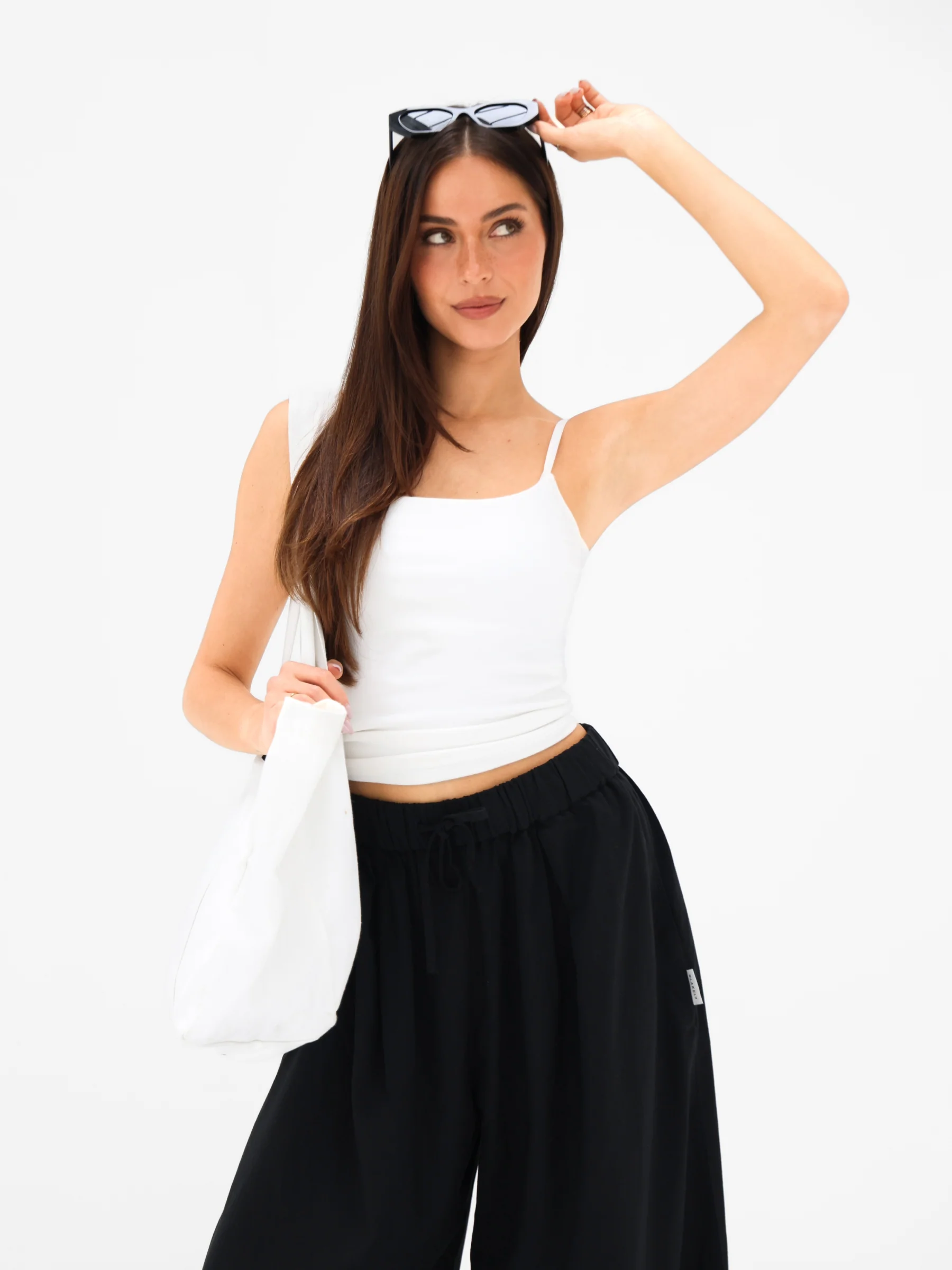 Solea Built-in-Bra Cami Top - White - Image 4