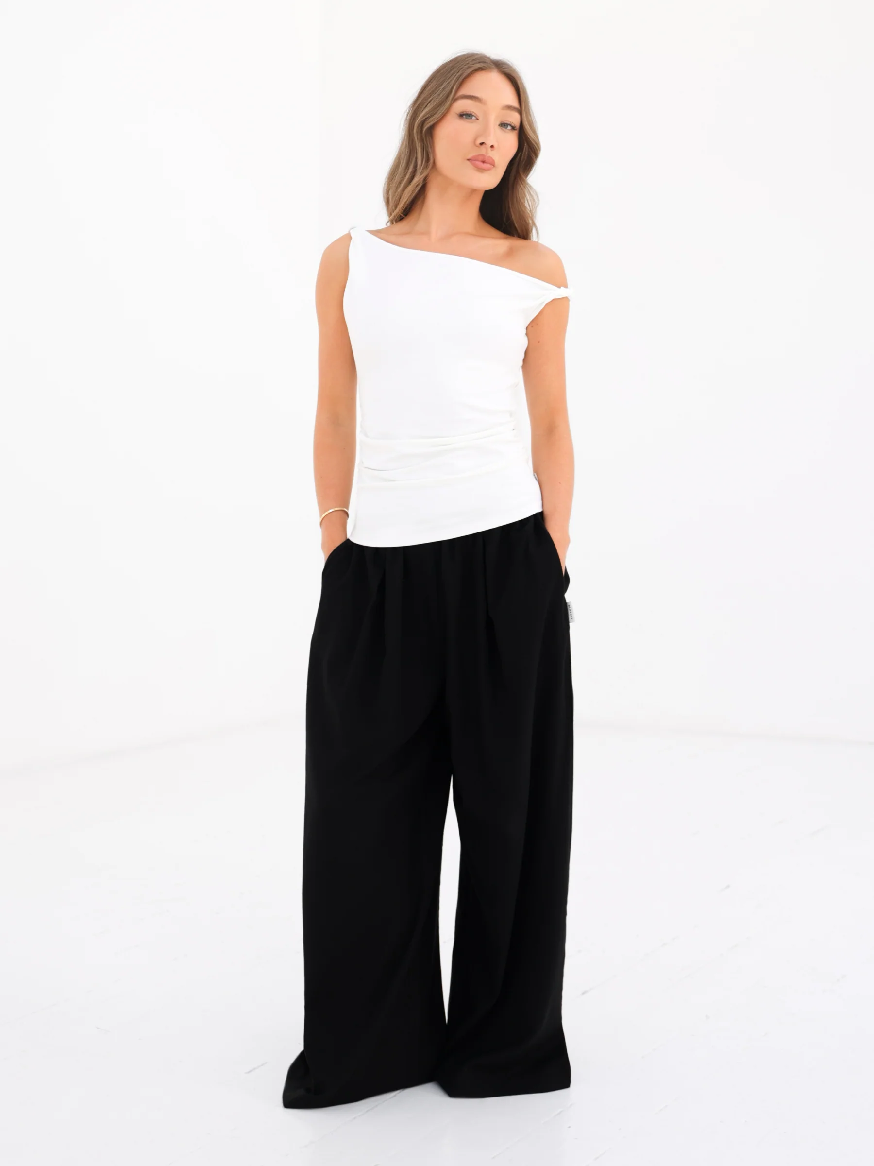Solea Twist Top - White - Image 5
