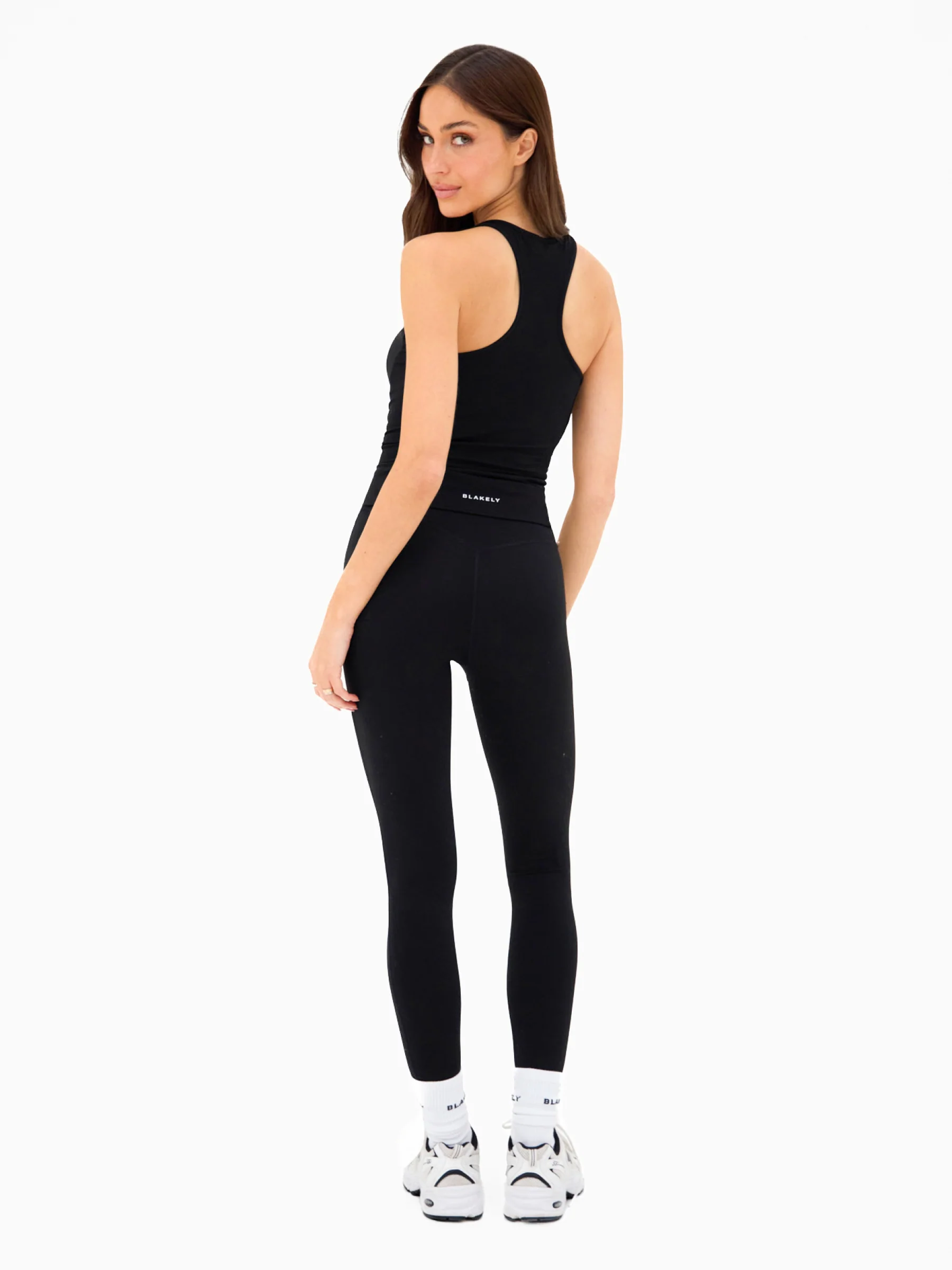 Ultimate Active Vest - Black - Image 4
