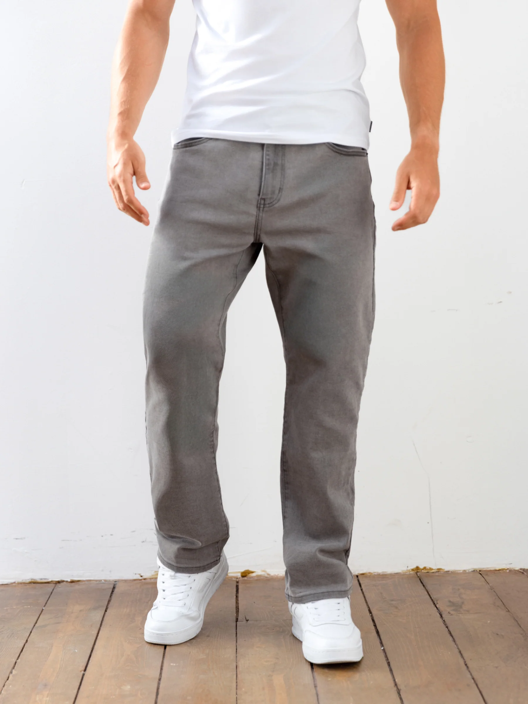 Vol.15 Loose Fitting Jeans - Grey - Image 4