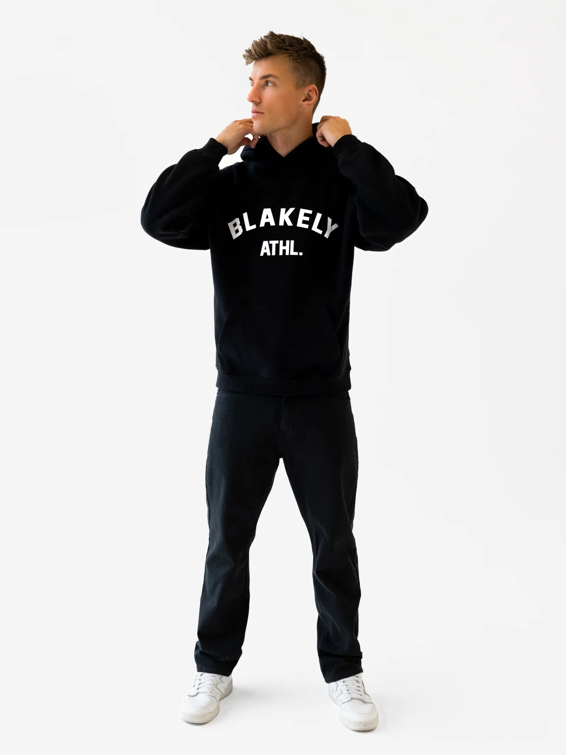 Zion Relaxed Hoodie - Black - Image 3