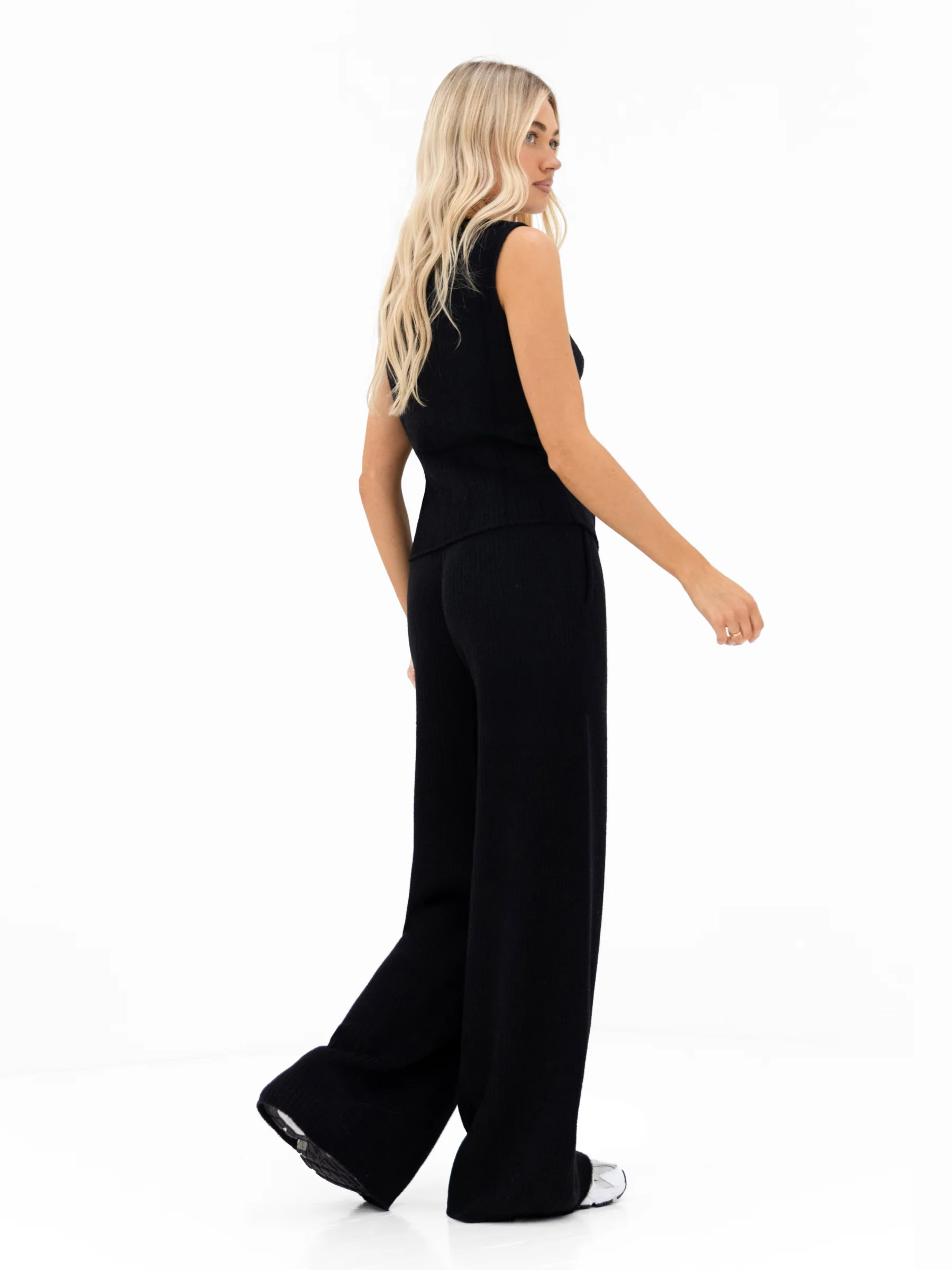 Zoey Ribbed Button Up Top - Black - Image 4