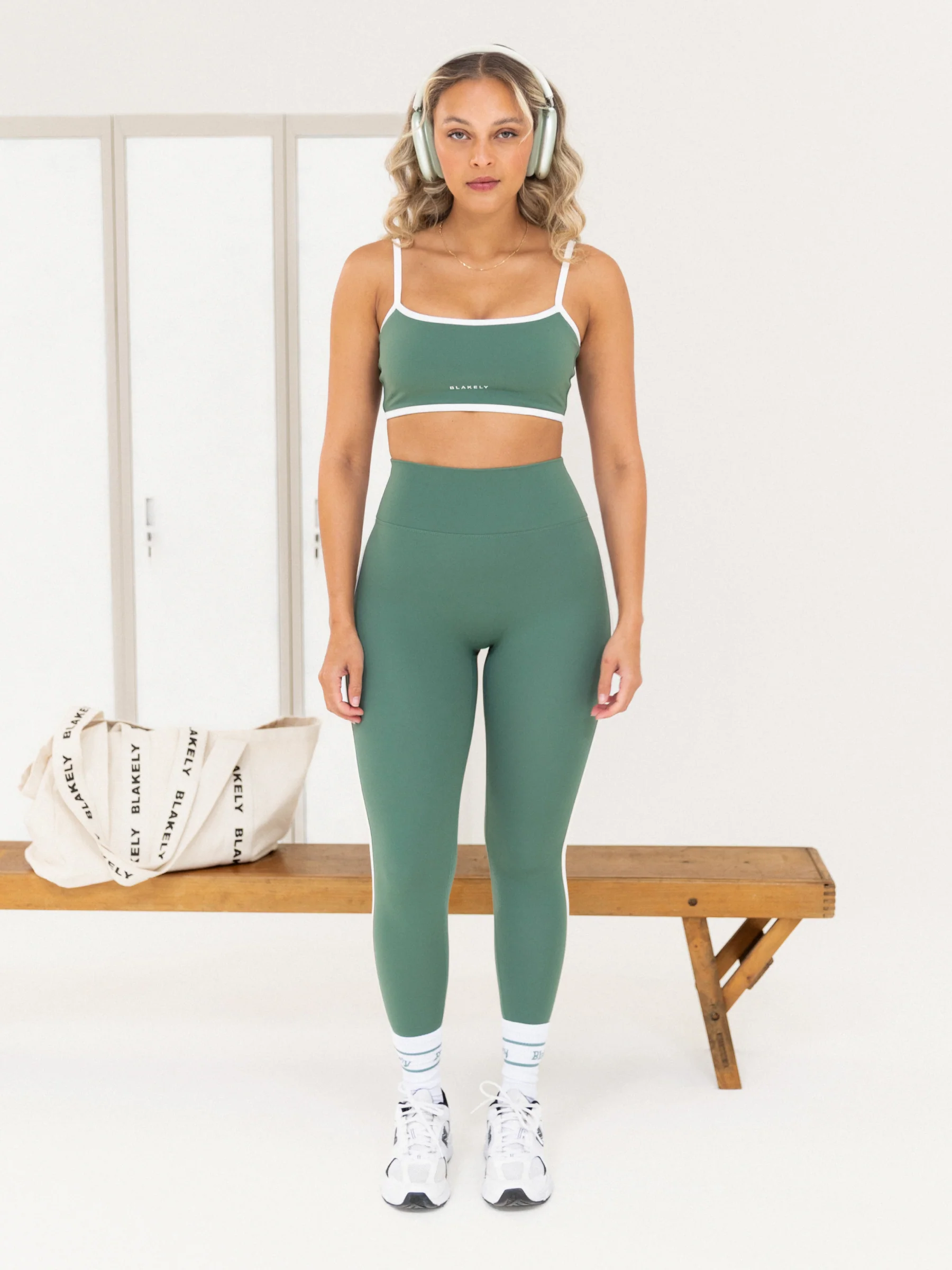 Ines Active Bra - Vintage Green - Image 3