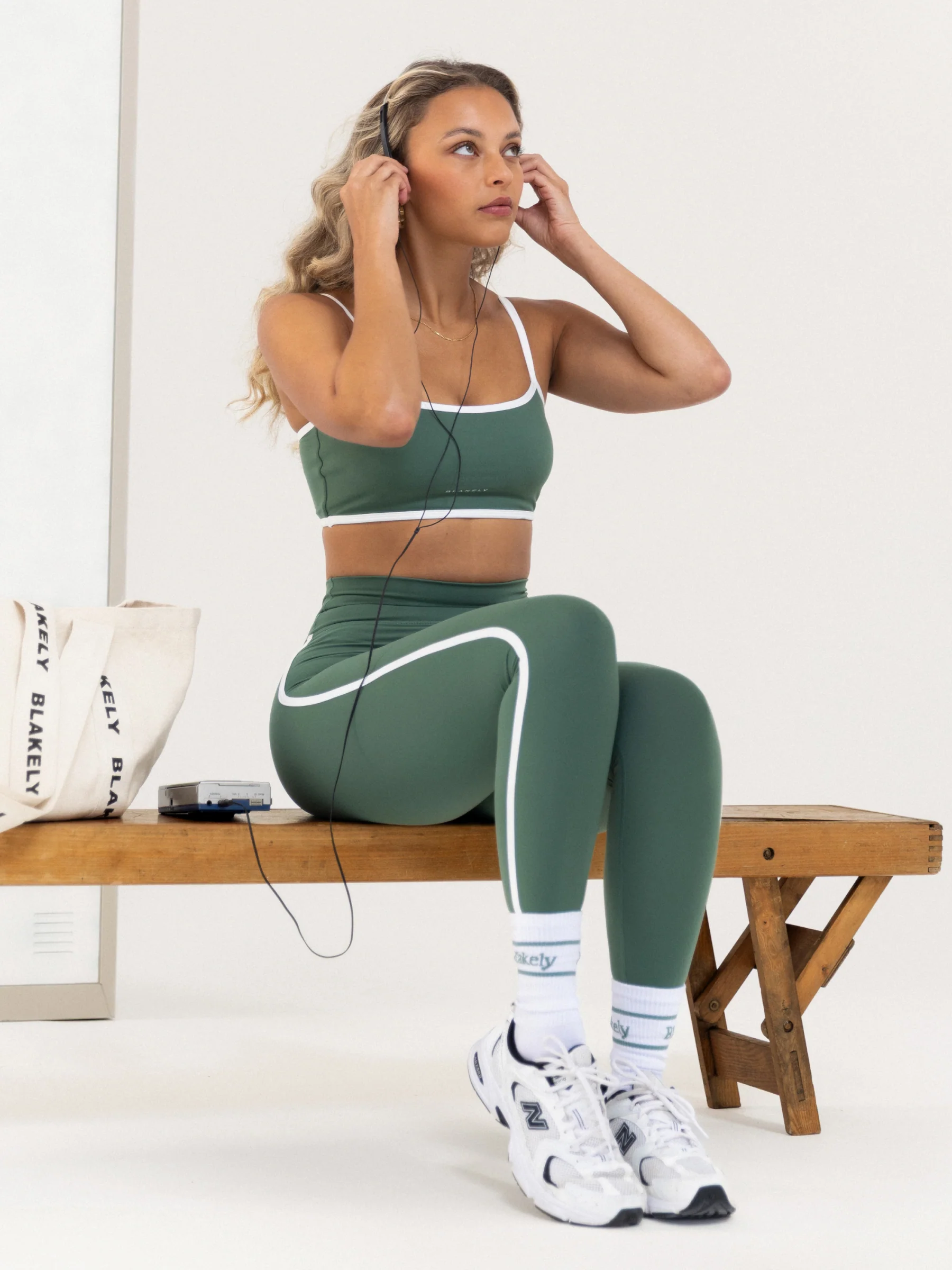 Ines Active Bra - Vintage Green - Image 6